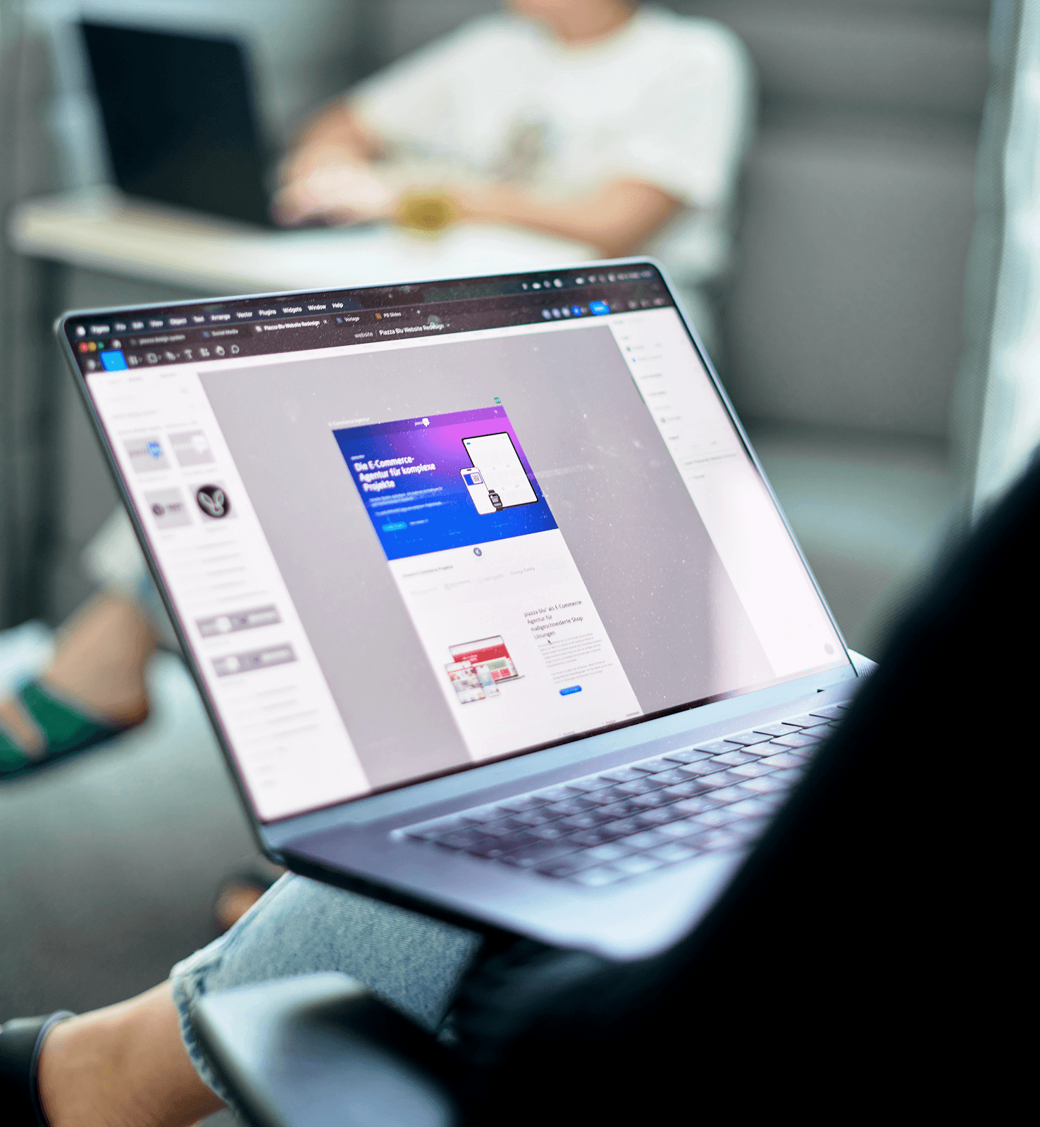 Bild von einem MacBook mit geöffnetem Figma